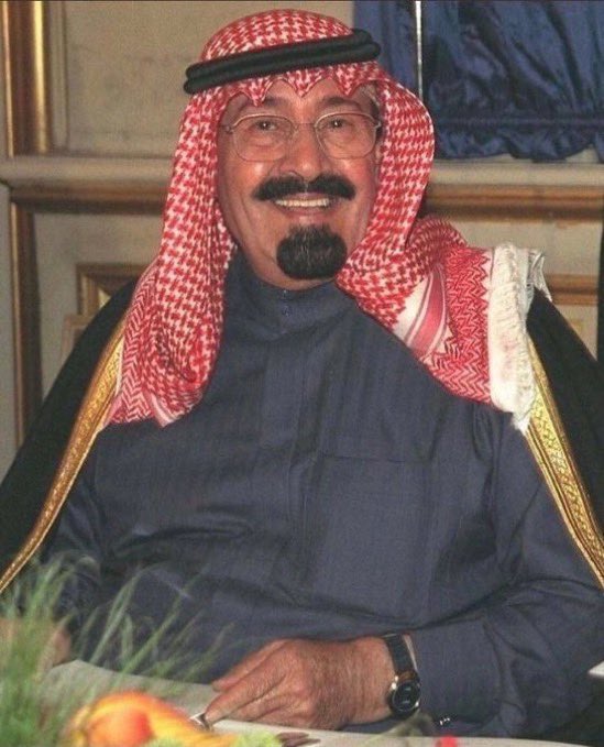 اسال الله في هذه اليله المباركه ان يغفرلك ويرحمة ويجعل قبرك روضه من رياض الجنه. ووالدي وجميع المسلمين والمسلمات.
