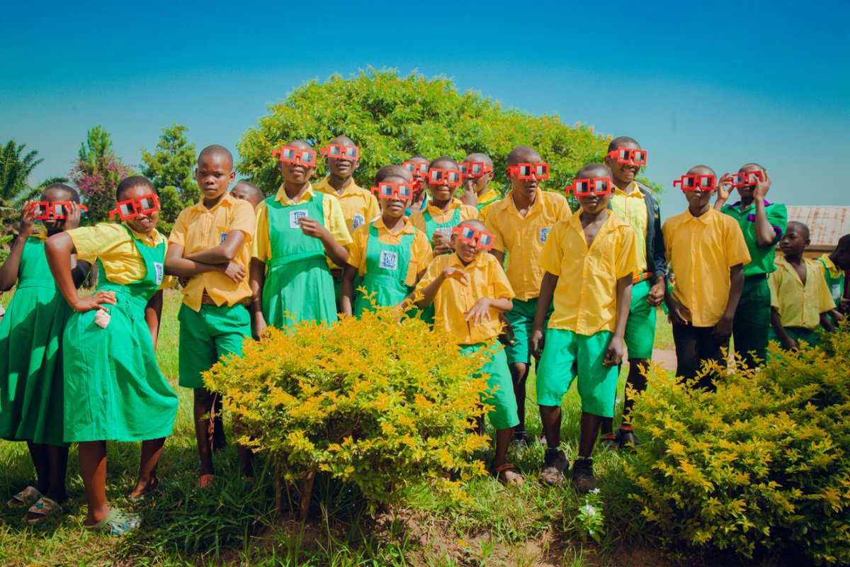 Re-post from WC:

As I scroll through the endless photos in countless g-drive folders from <a href="/davinoyesigye/">Davin クマ ⌐◨-◨</a> &amp; the Nouns School, i'm honestly so impressed.

I don't think I understood the scope of this project, and how many lives <a href="/nounsdao/">Nouns.eth</a> touched through this initiative ⌐◨-◨