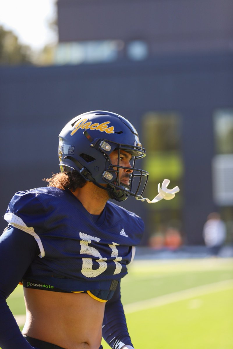 NAU_Football's tweet photo. Wasting no time putting in the work 💪

#RaiseTheFlag | #BigSkyFB https://t.co/UPTd8DWFlX