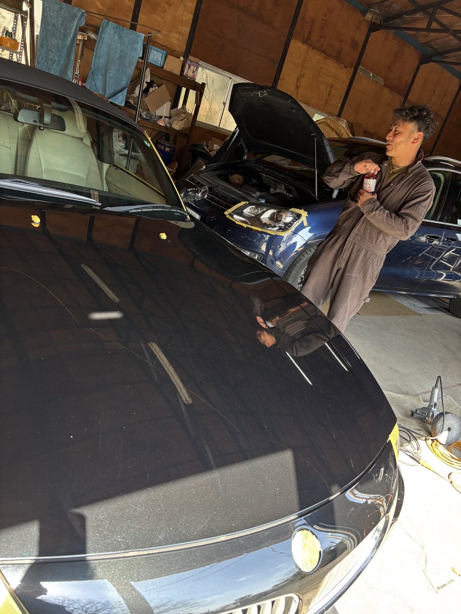 本日はドイツ車二台仕上げ
怒涛のヘッドライト研磨！