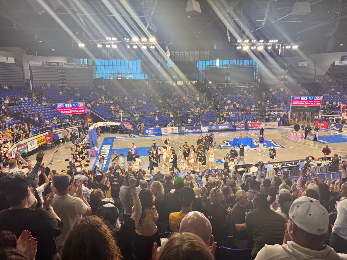 Way to go Bees 🐝 #baxterproud #stateCHAMPS 🏀🏀🏀