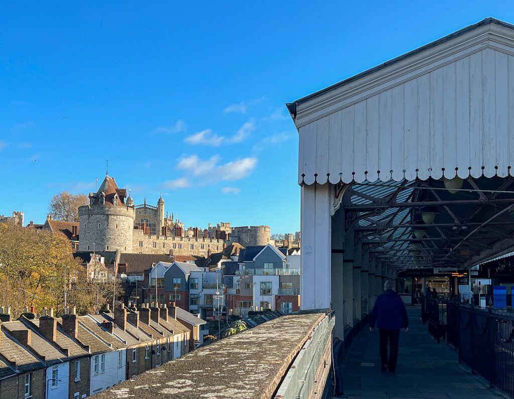 MapandFamily's tweet photo. Planning a day trip from London? These are the BEST places to go with tips on travel and things to do. #VisitEngland #traveltips #ICameByTrain https://t.co/OYFp1u34Gx https://t.co/SMEcVXas7H
