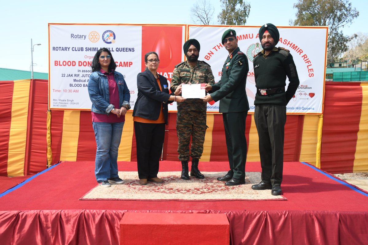 suryacommand's tweet photo. #IndianArmy
#SuryaCommand
💉💉‘𝗛𝗲𝗿𝗼𝗲𝘀 𝘀𝗮𝘃𝗲 𝗹𝗶𝘃𝗲𝘀, 𝗻𝗼𝘁 𝗷𝘂𝘀𝘁 𝗼𝗻 𝘁𝗵𝗲 𝗯𝗮𝘁𝘁𝗹𝗲𝗳𝗶𝗲𝗹𝗱 𝗯𝘂𝘁 𝗯𝗲𝘆𝗼𝗻𝗱!’🩸🩸
#SuryaWarriors of #GoldenKeyDivision organized a blood donation camp at #Jutogh, wherein soldiers and local populace united in a remarkable show of solidarity. Over 200 personnel enthusiastically donated blood for the noble cause. #GoldenKeyDivision remains committed to humanity and the well-being of own.
#DonateBloodSaveLives #ArmyForLife
#ServiceBeyondDuty
@adgpi
@ProDefLko
@PRODefDehradun
@SpokespersonMoD
@UBArea_IA
@HQ_IDS_India
@MinofDefIndia