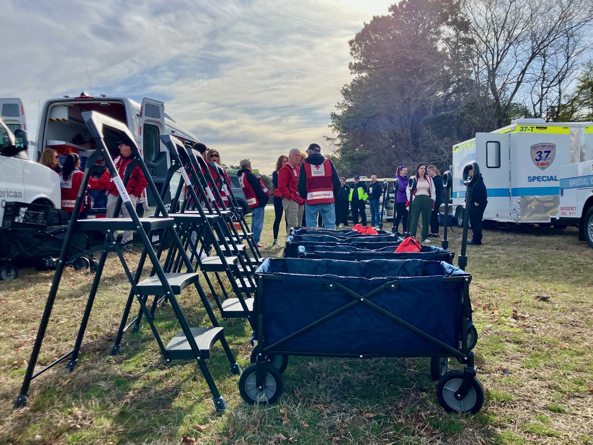 We made 22 homes in the Center Homes neighborhood of <a href="/STRBoro/">South Toms River</a> safer today, installing 60 free smoke alarms &amp; educating families about vital fire safety steps! Thank you to South Toms River OEM, South Toms River EMS, Manitou Park Volunteer Fire Company, &amp; South Toms River PD!