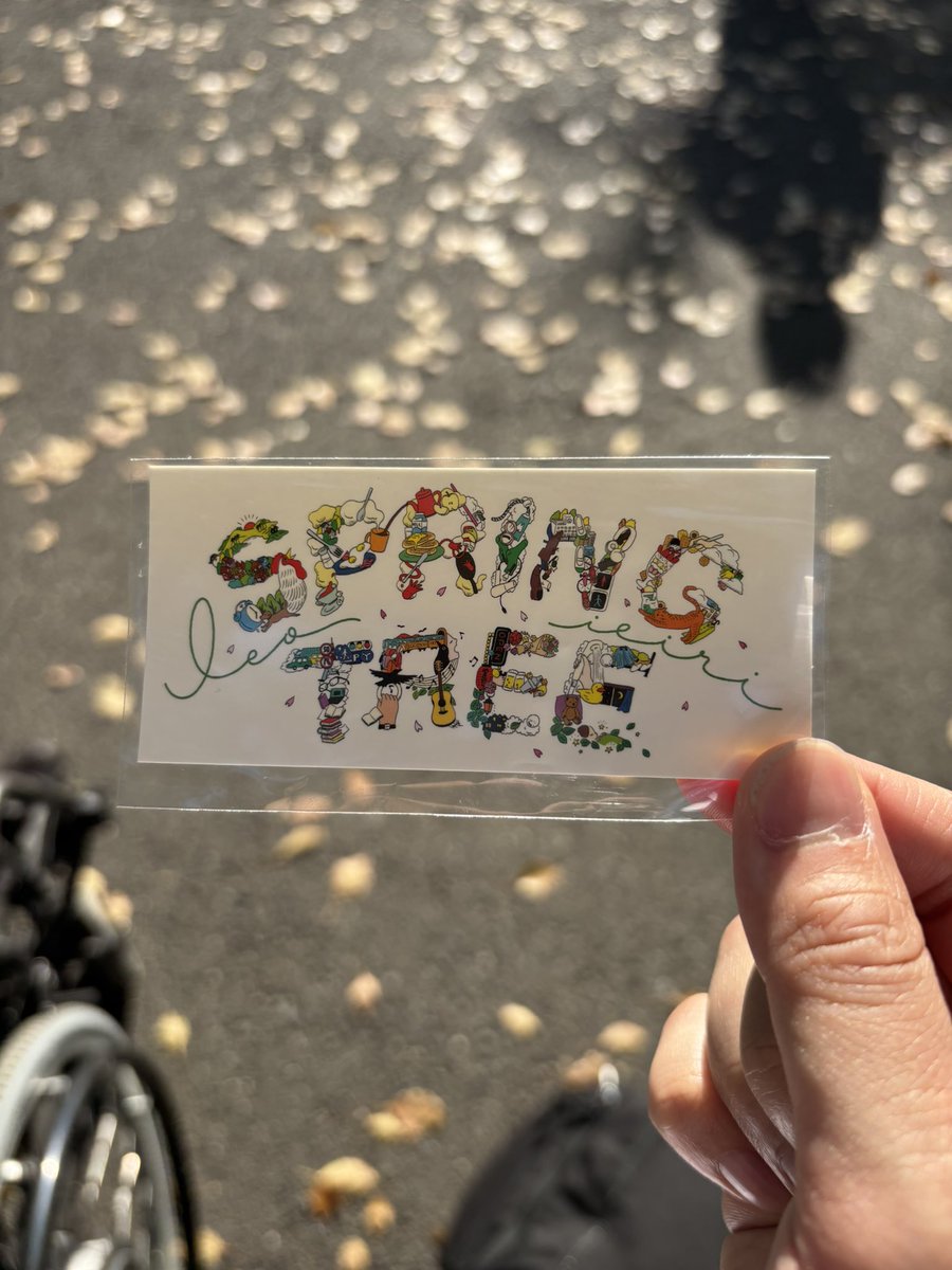 karamedaisuke's tweet image. 3/22 家入レオLIVE in 日比谷野外大音楽堂😎
野音も初、家入レオのLIVEも初！
でも自分の知ってる曲も何曲も歌ってくれたし、何よりセトリからデビューしたときから今までの曲を本人もファンも皆んなが大事にしているのが伝わって感動しました！また行きたい！
#家入レオ　
#SPRINGTREE