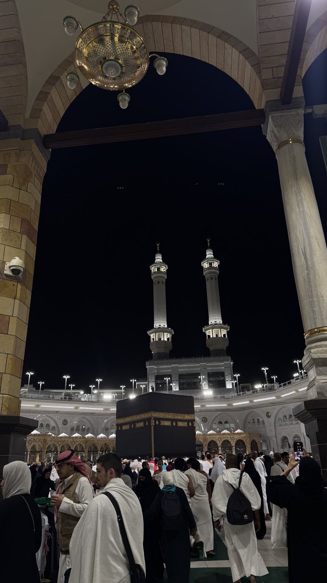 ____Rl1's tweet photo. اللهم تقبّل منا ولا تترك لنا دعاء إلا وقد أجبته ولا ذنبًا الا غفرته يارب العالمين🤎 https://t.co/G1dpoE7MWe