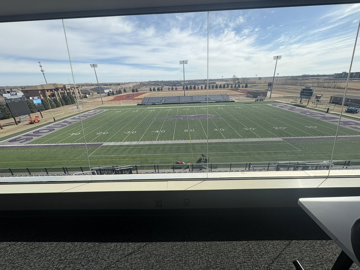 Reed Kurzweg (@rkurzweg1) on Twitter photo Had a fun junior day visit <a href="/USFCougarsFB/">USF Football</a>! Thank you <a href="/CoachLueds/">Lucas Lueders</a> and <a href="/Coach_RSpringer/">Ryan Springer</a> for inviting me down!
<a href="/CoachSchrenk/">James Schrenk</a> Had a fun junior day visit <a href="/USFCougarsFB/">USF Football</a>! Thank you <a href="/CoachLueds/">Lucas Lueders</a> and <a href="/Coach_RSpringer/">Ryan Springer</a> for inviting me down!
<a href="/CoachSchrenk/">James Schrenk</a>