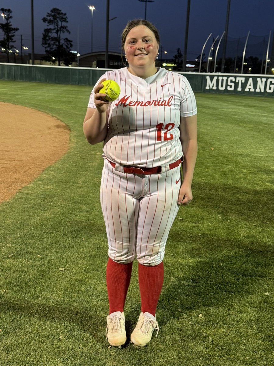 ParkerNelson08's tweet photo. I had a great time knocking some rust off and catching a few innings. Also, went 2-3 with a solo home run. @GrahmannMichael @DeesHTX18U @NCAASoftball https://t.co/Hm8E836VB9