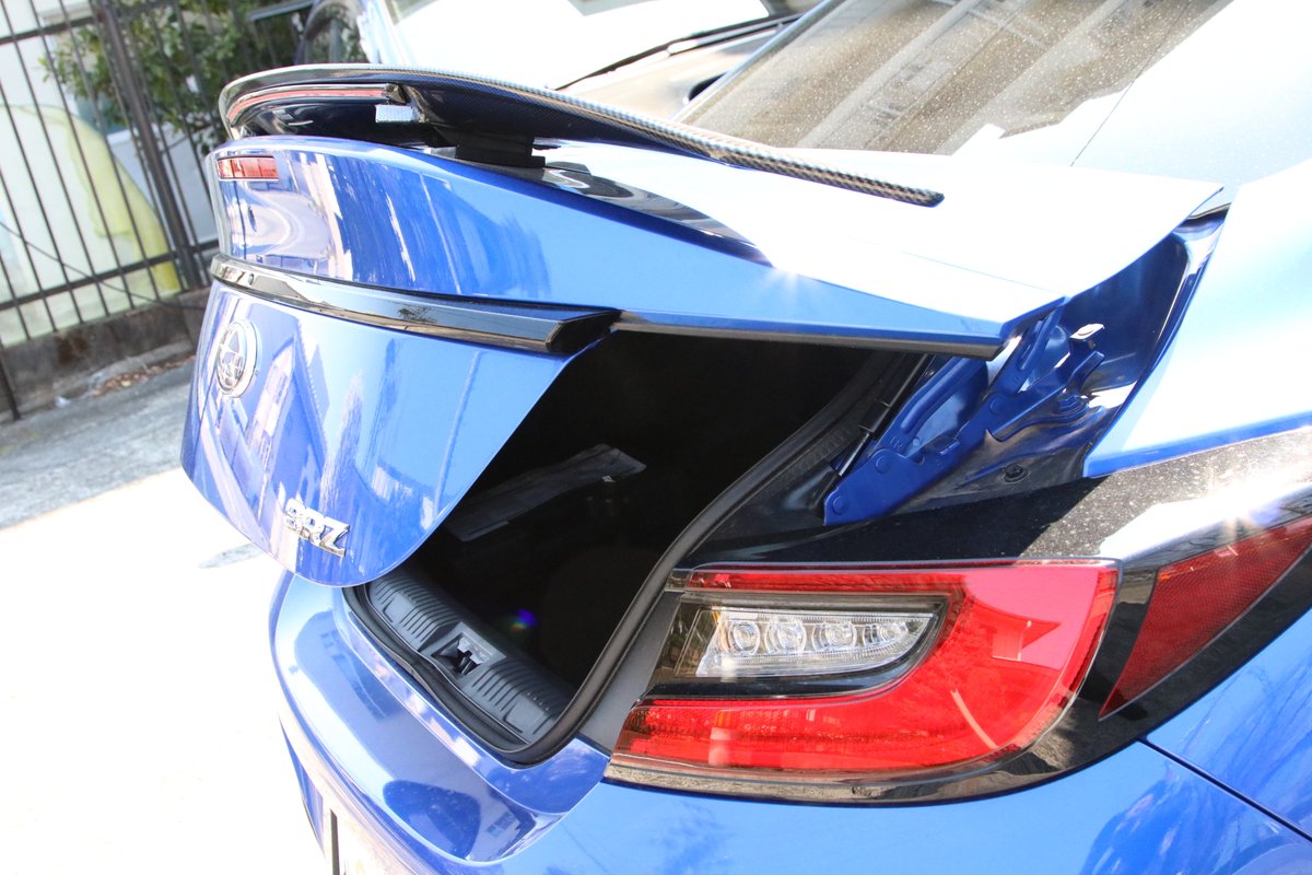 ZN8/ZD8用 強化トランクダンパー 2本セット￥13，200 当店GT-Wing