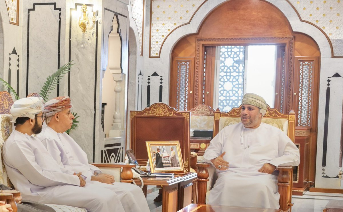 سالم الروشدي (@alrushdis) on Twitter photo من المحطات الجميلة خلال الربع الأول من هذا العام، تنفيذ البرنامج التوعوي (قيم وانتماء) في محافظة ظفار، ولقاء صاحب السمو السيد مروان بن تركي آل سعيد، محافظ ظفار.
#صباح_الخير #مسقط #صحار من المحطات الجميلة خلال الربع الأول من هذا العام، تنفيذ البرنامج التوعوي (قيم وانتماء) في محافظة ظفار، ولقاء صاحب السمو السيد مروان بن تركي آل سعيد، محافظ ظفار.
#صباح_الخير #مسقط #صحار