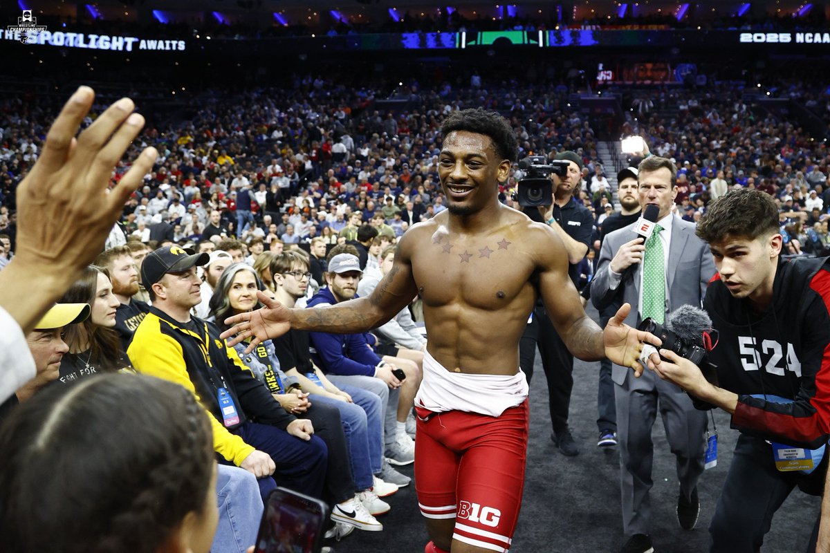 NCAAWrestling's tweet photo. Time to celebrate ⏰ 

#NCAAWrestling x @HuskerWrestling https://t.co/8B38frc72G