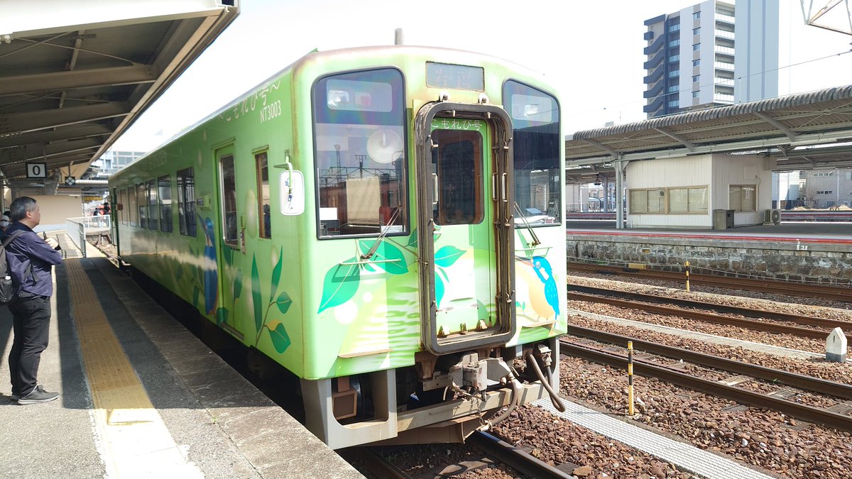 hiro_tetsuota's tweet photo. 岩国到着👍目的地までラストスパートです😄 https://t.co/jlBAqs8MeE