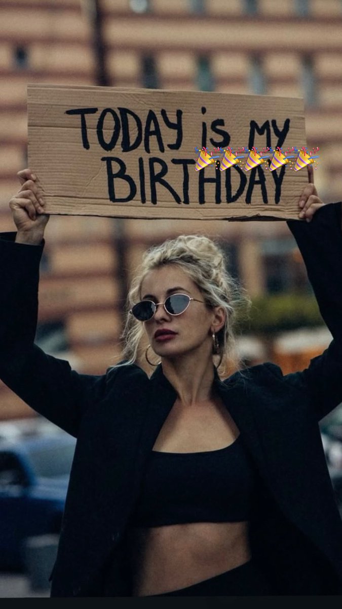 NFatoumbi's tweet photo. 🎉🎉🎂🎂🎂 https://t.co/6aTuefLN5a