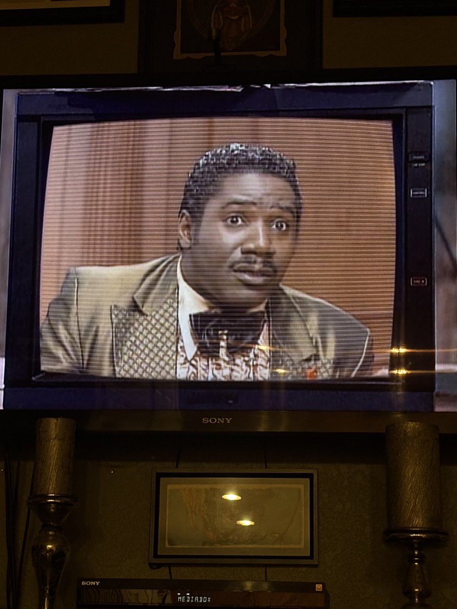 darktemptrez's tweet image. “How do think I feel, fool? I’m never watching this show again!” LOL 😂 #SlidersRewatch