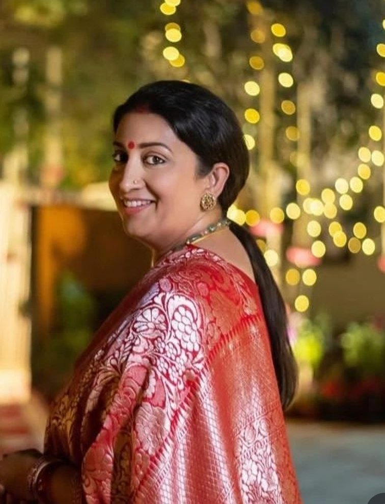 परम आदरणीय पूर्व केंद्रीय मंत्री, दीदी <a href="/smritiirani/">Smriti Z Irani</a> जी को जन्मदिन की हार्दिक शुभकामनाएं। प्रभु श्रीराम जी  से आपके उत्तम स्वास्थ्य एवं दीर्घायु की कामना है।
  सादर चरण स्पर्श दीदी जी