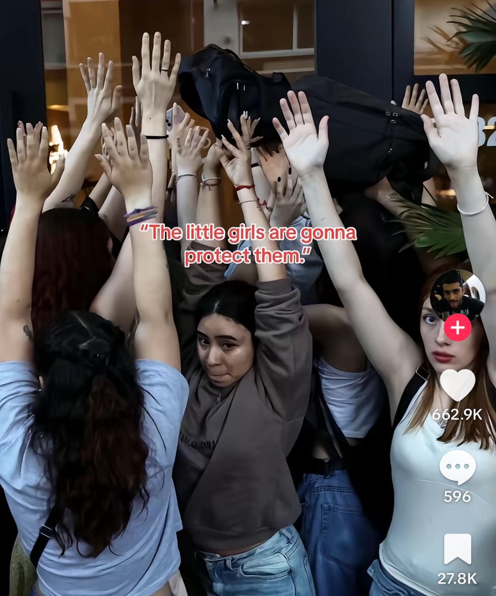 anna ★ tweet media