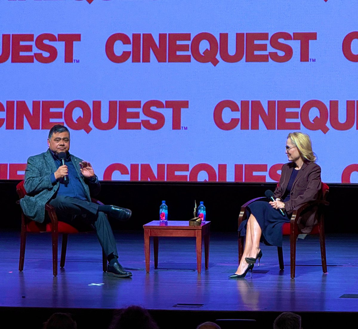 hotdoghuy's tweet photo. @GillianA receiving the #MaverickSpiritAward at @Cinequest #Cinequest #TheSaltPath https://t.co/2g0hyzKQVp