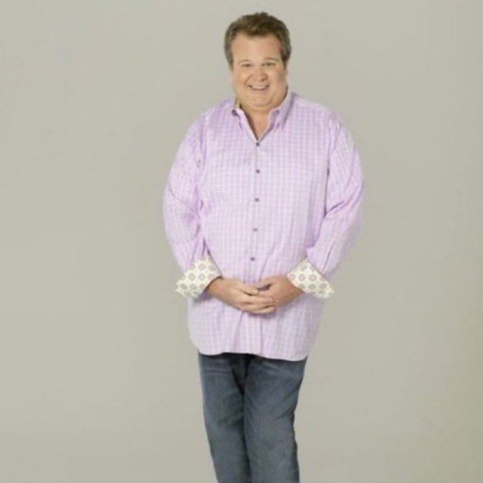 uns fatos aleatórios que eu guardo na minha cabeça sobre os atores de  modern family - cam é hétero na vida real - luke tem um QI de 150 (ele  inclusive faz, image size:941x941
