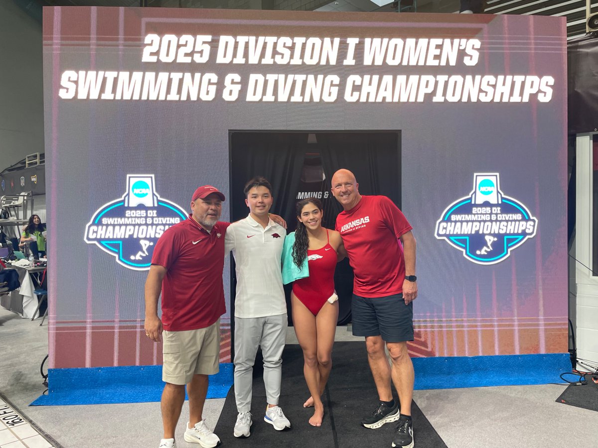 Great season Majo - honorable mention All-American! Looking forward to <a href="/RazorbackSD/">Razorback Swim & Dive</a> in 2025-26!