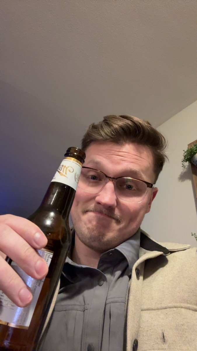 BKinowski's tweet photo. @JarredShipman I’m not going to tweet anything about Wisconsin losing in the second round. https://t.co/Q4pD1AIsuv