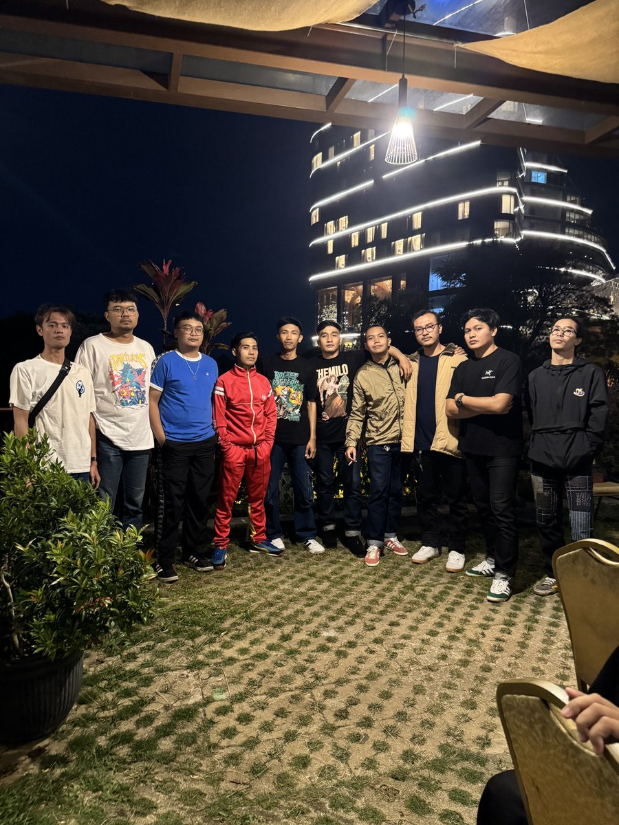 sekian banyak cerita sepertinya 11 tahun bersama mereka sudah menjadi sebuah memori yang sangat indah

walaupun moment ini terjadi 1 tahun sekali tapi umur tidak ada yang tau. nuhun yang sudah menyempatkan datang yaah 💙

tetaplah hangat
tetaplah keluarga selamanya

<a href="/keepthefvck/">Cikle Boys Crew</a>