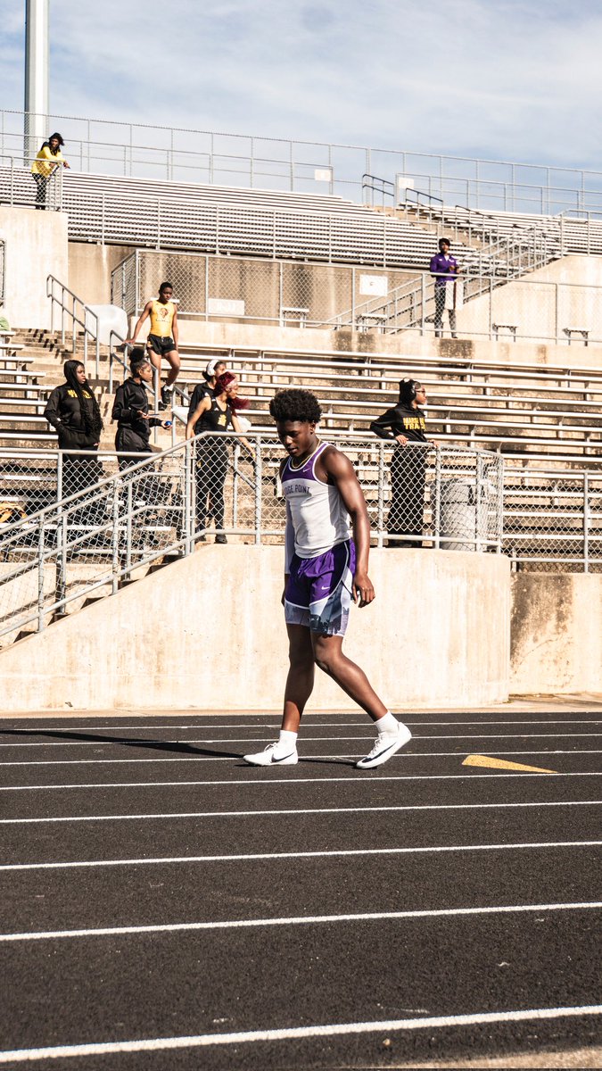 KTaylor2028's tweet image. This year i set out to get bigger, faster and stronger. On the teack wanted to break the 100 in the 10's. Thursday hit 10.9. It's only the beginning. #NotYourEdge #RPDNA #GoHunt