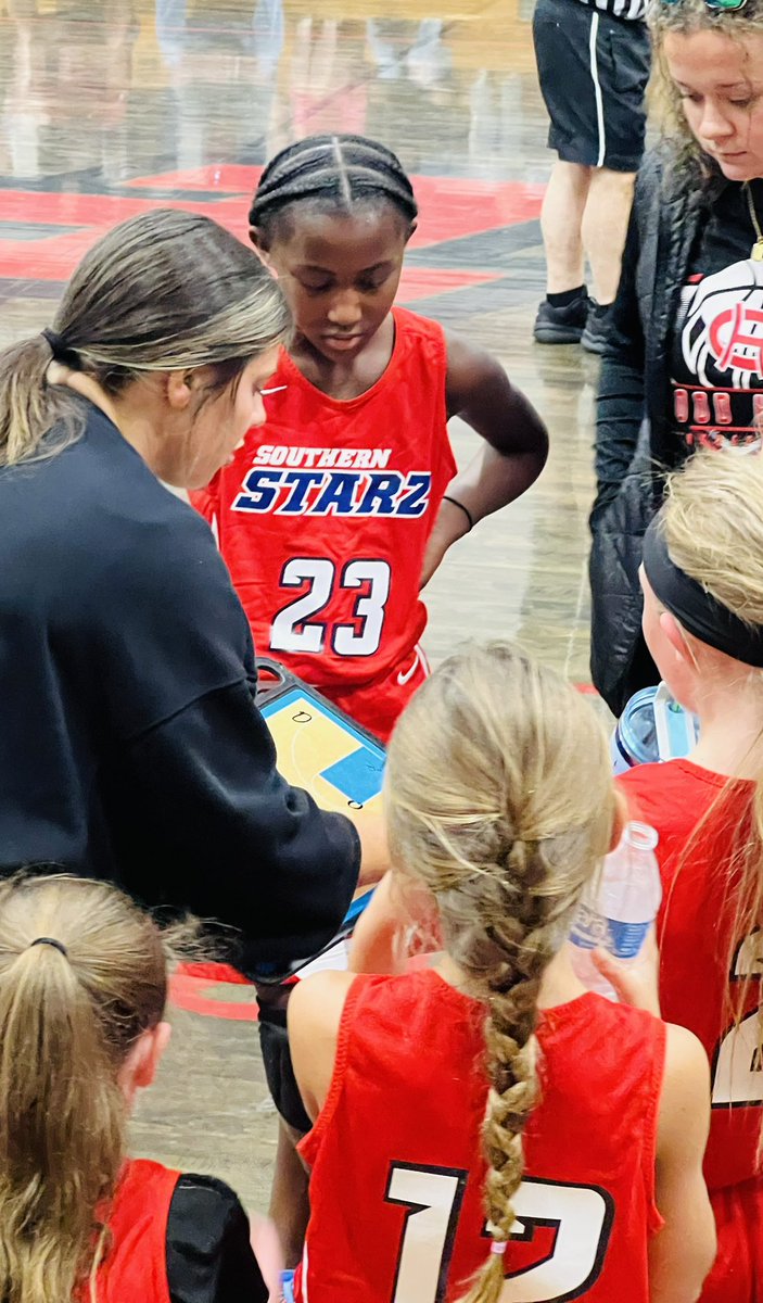 ImaniNichols34's tweet image. Just a glimpse of my Saturday in one of my favorite places🏀🏀🏀 #Classof2034 🐺