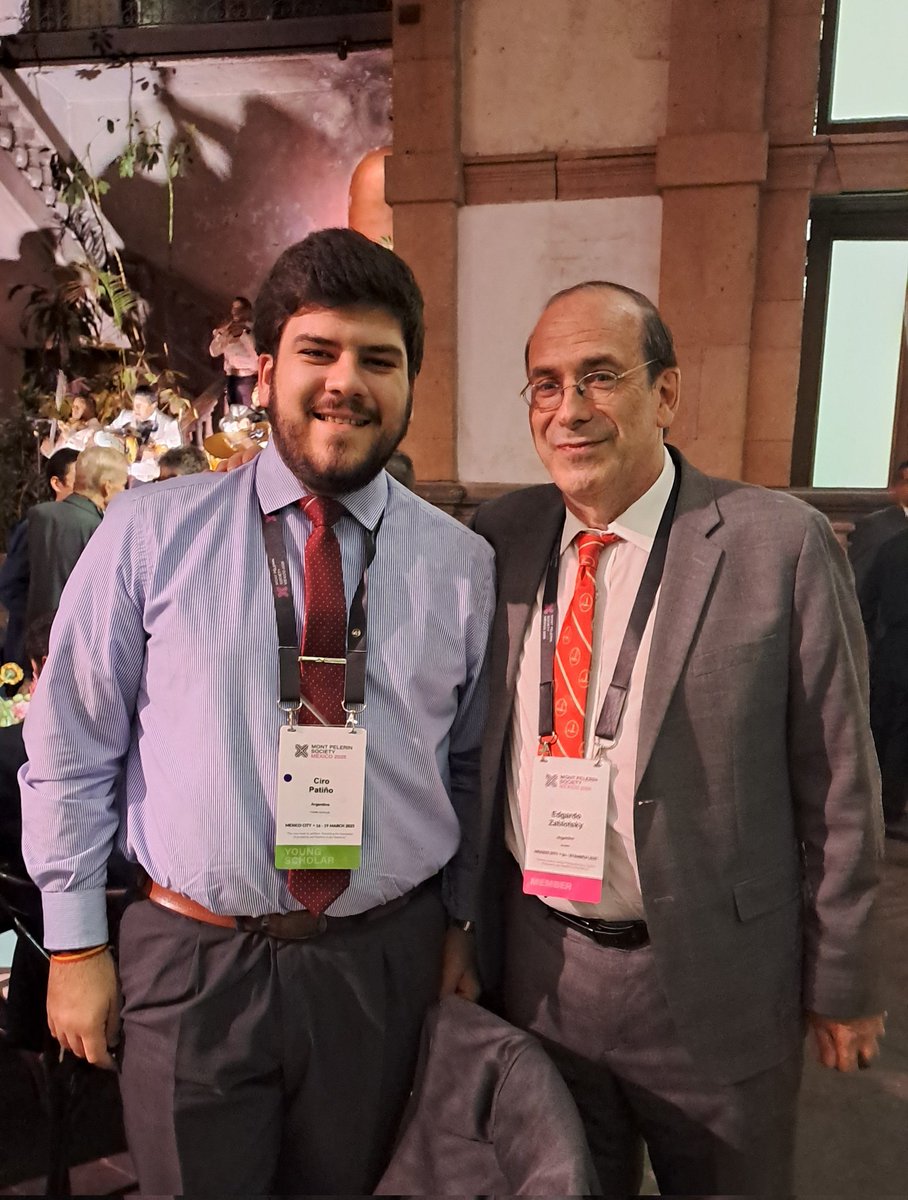 ciro_aps's tweet photo. Mont Pelerin Society
Regional Meeting México 2025
#MPS25🇲🇽🗽
Con los enormes @juanifave @martinkrause @edzablotsky 🇦🇷🇦🇷🇦🇷 https://t.co/vBMtLCylwG