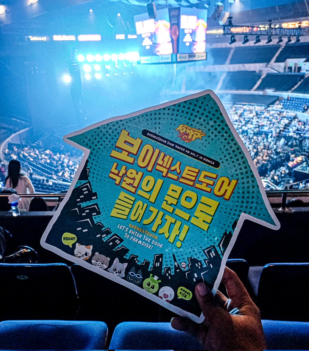 franzxkai's tweet photo. I experienced the peak of my love for music so far yesterday at @BOYNEXTDOOR_KOZ #KNOCK_ON_Vol_1_IN_MANILA. I scream, shout, and sing all out through my lungs. Thank you for bringing the best and my first concert experience. Let's stay together for 400 years!! 

#BOYNEXTDOOR https://t.co/qFkGsfnvHS