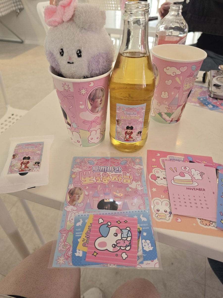 📍카페 지금 

#prince_bbodol_of_bunnyland