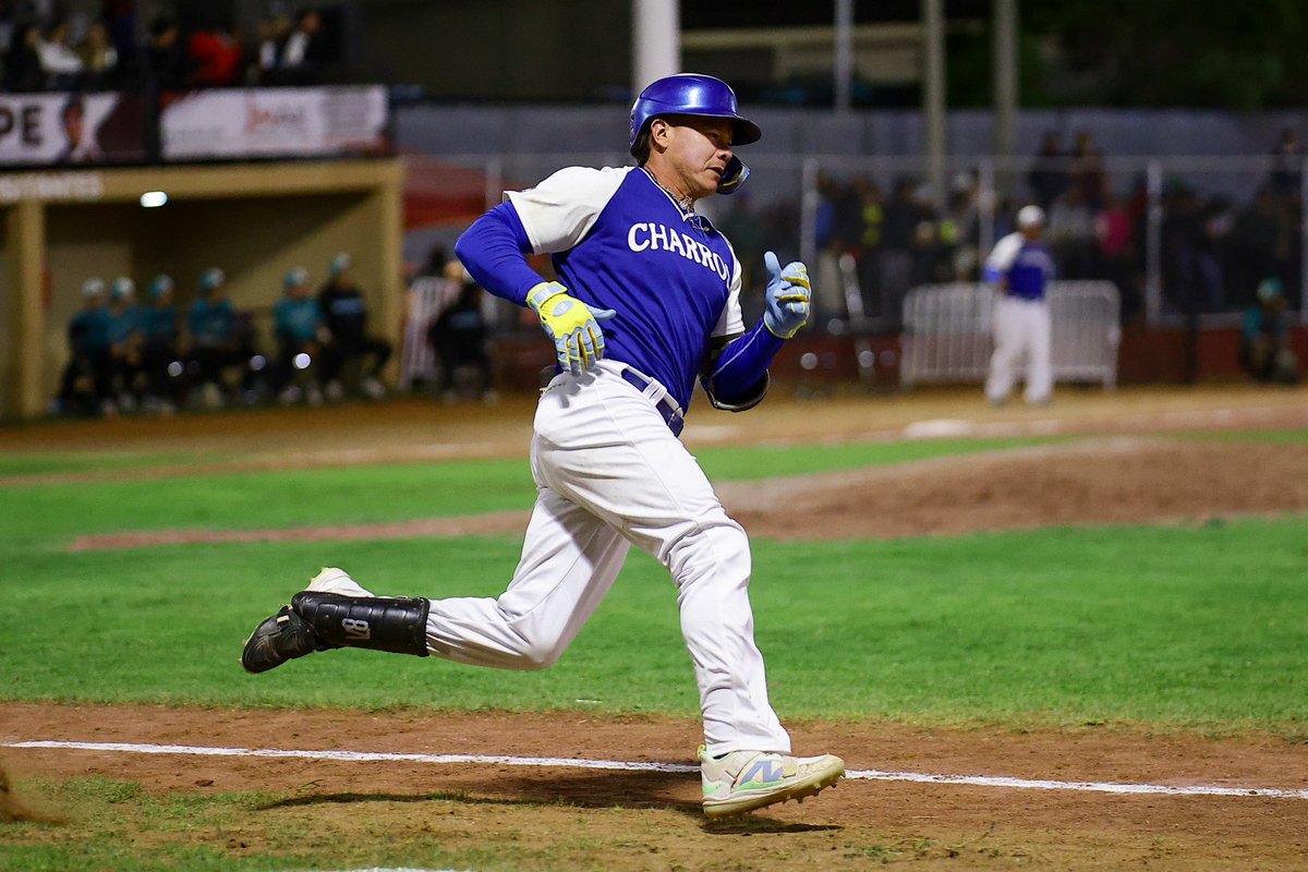 charrosbeisbol's tweet photo. TENEMOS VENTAJA DE CINCO💪🏼🔥
🤠7-2🐉
5️⃣🔽 https://t.co/tW3jAispK7