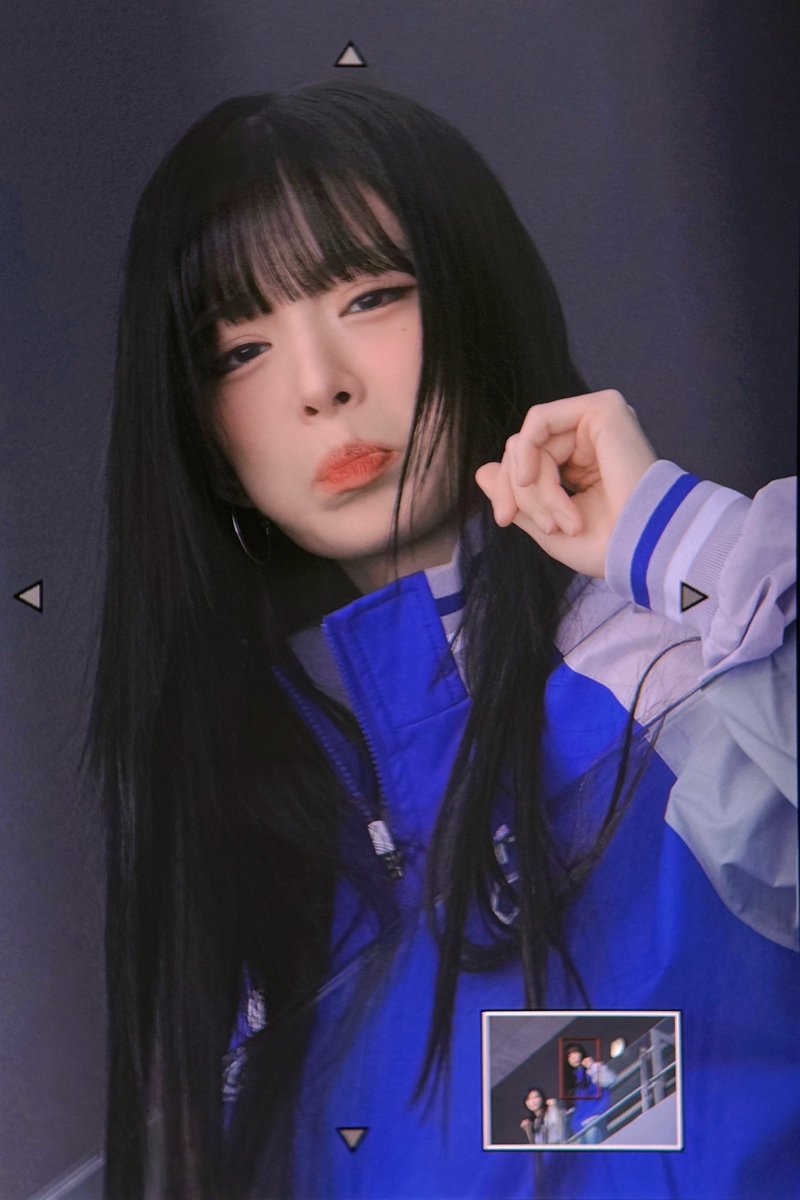 chaengharu's tweet photo. 20250323 pre
와줘서 고맙다는데…
아이돌 계속 해줘서 고마워 채영아…😭😭

#이채영 #Leechaeyoung
#프로미스나인 #fromis_9 https://t.co/fBrj9Ig6Wc