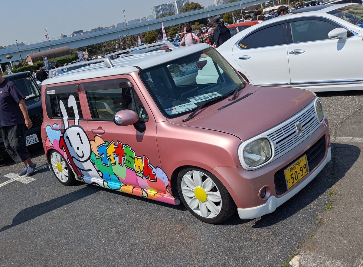 Q_s8765's tweet photo. マイナちゃんの痛車おってめっちゃツボwwww https://t.co/IlmQ3ARCNJ