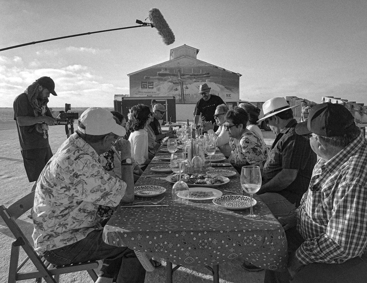 “Surgencia” deAlejandro Montalvo fue reconocida en “Biznaga de Plata Premio del Público” al Mejor Largometraje en la sección Cinema Cocina de la vigésima octava edición del Festival de Málaga
tmblr.co/ZCaFQqhEo8tzGa… 
#CINEMA <a href="/IcunacuryRP/">icunacury acosta</a> <a href="/THE_ROCK_NEW/">RODRIGO GARCIA</a> #SiguemeYTeSigoCumplo