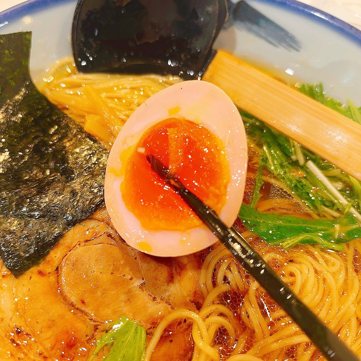 ru_gohan's tweet image. ラー活🧡
行こうとしたつけ麺屋さんが閉店してて初めてAFURIさんへ🍜さっぱりいただけました🫶今だけピンクのたまごみたい🥚🌸
#柚子醤油ラーメン
#AFURI
#ラーメン