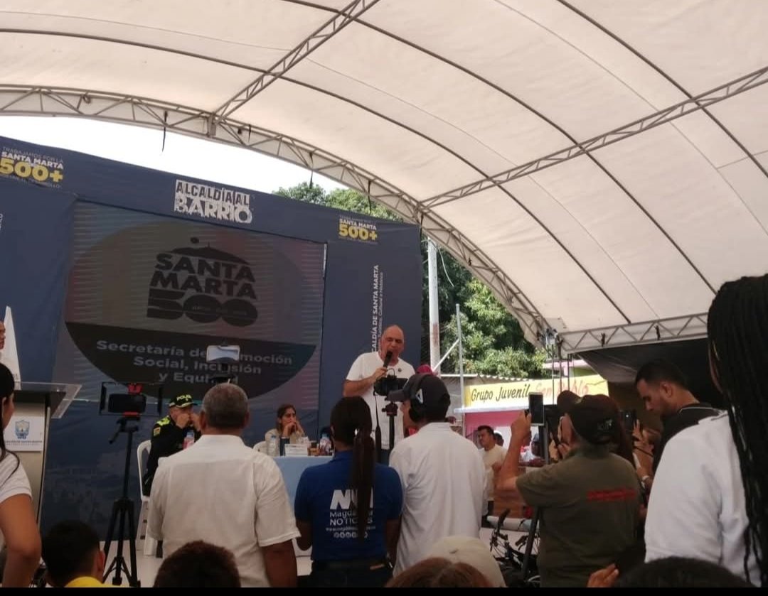 Alcaldía al Barrio realizada hoy 22 de Marzo de 2025 en el Barrio San Pablo de Santa Marta, conto con la presencia solo del comité de aplausos del señor Pinedo.

Tanto recurso invertido en esos eventos para que siempre asistan los mismos.