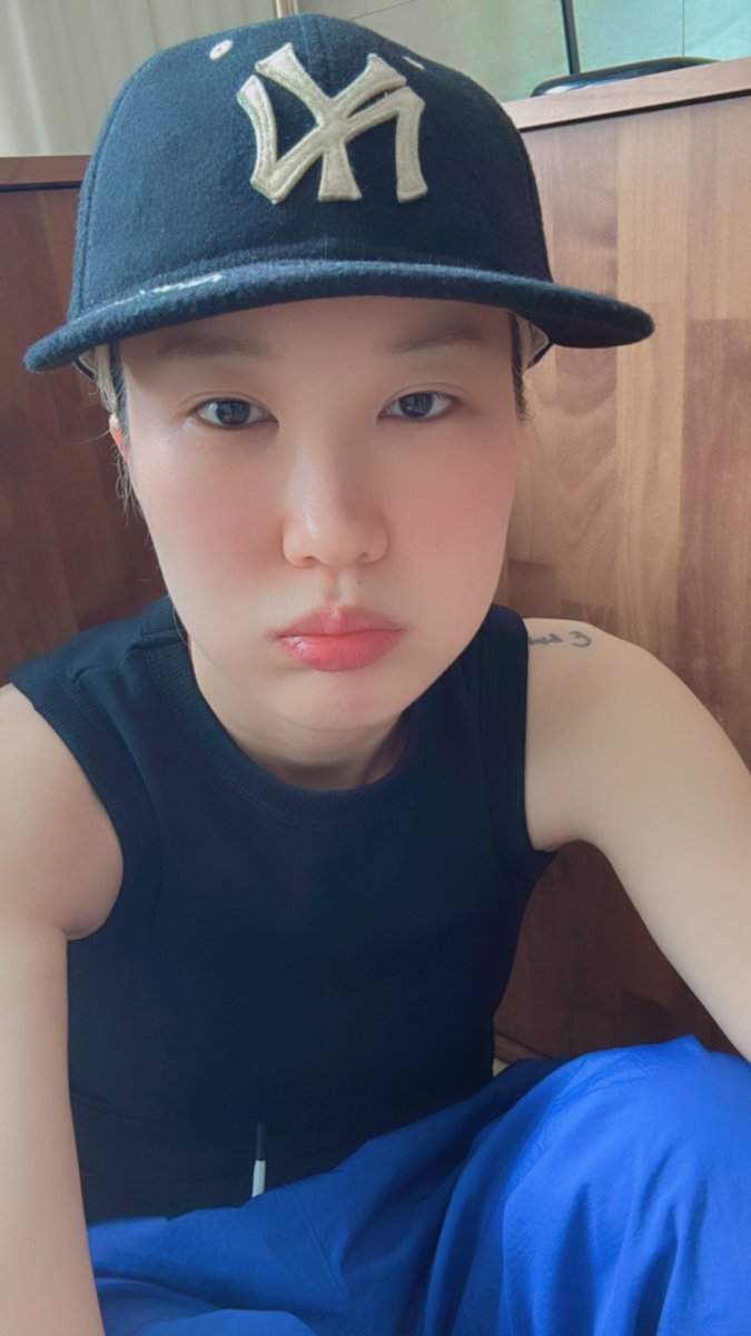 chochocolcol's tweet photo. 팅팅부어(본인피셜)
귀여운 예니툐 https://t.co/5xI96lJIGK