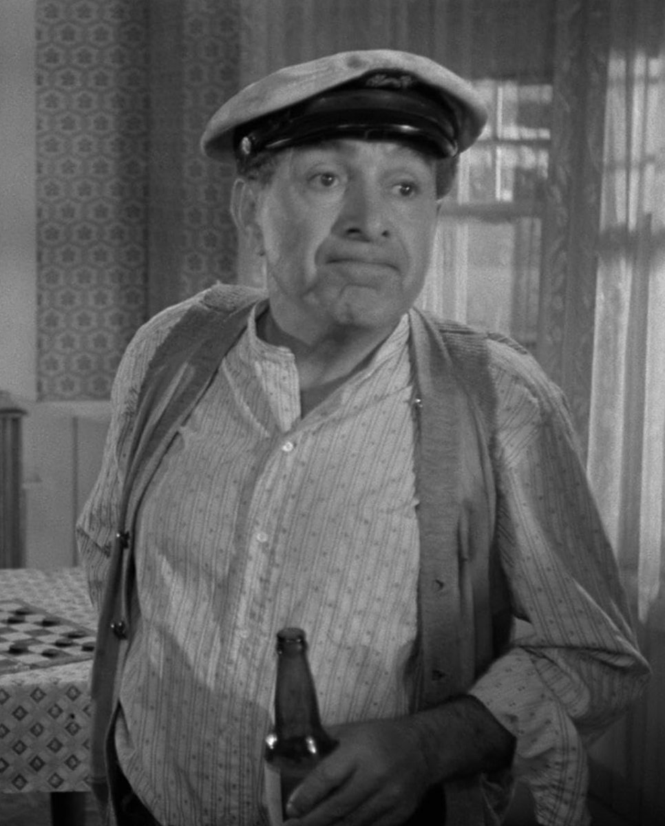 analgesicsleep's tweet photo. And our #NoirAlley leading men this week are Paul Douglas, Robert Ryan, Keith Andes and J. Carrol Naish
#TCMParty #ClashByNight #PaulDouglas #RobertRyan #KeithAndes #JCarrolVince #DarknessAtNoon #FilmNoir https://t.co/YZjDWj7HnF