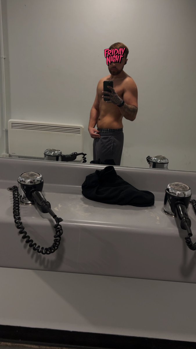 GoPinkyy's tweet photo. Almost there 🤜🏽 https://t.co/Nxn6pgt9Dx