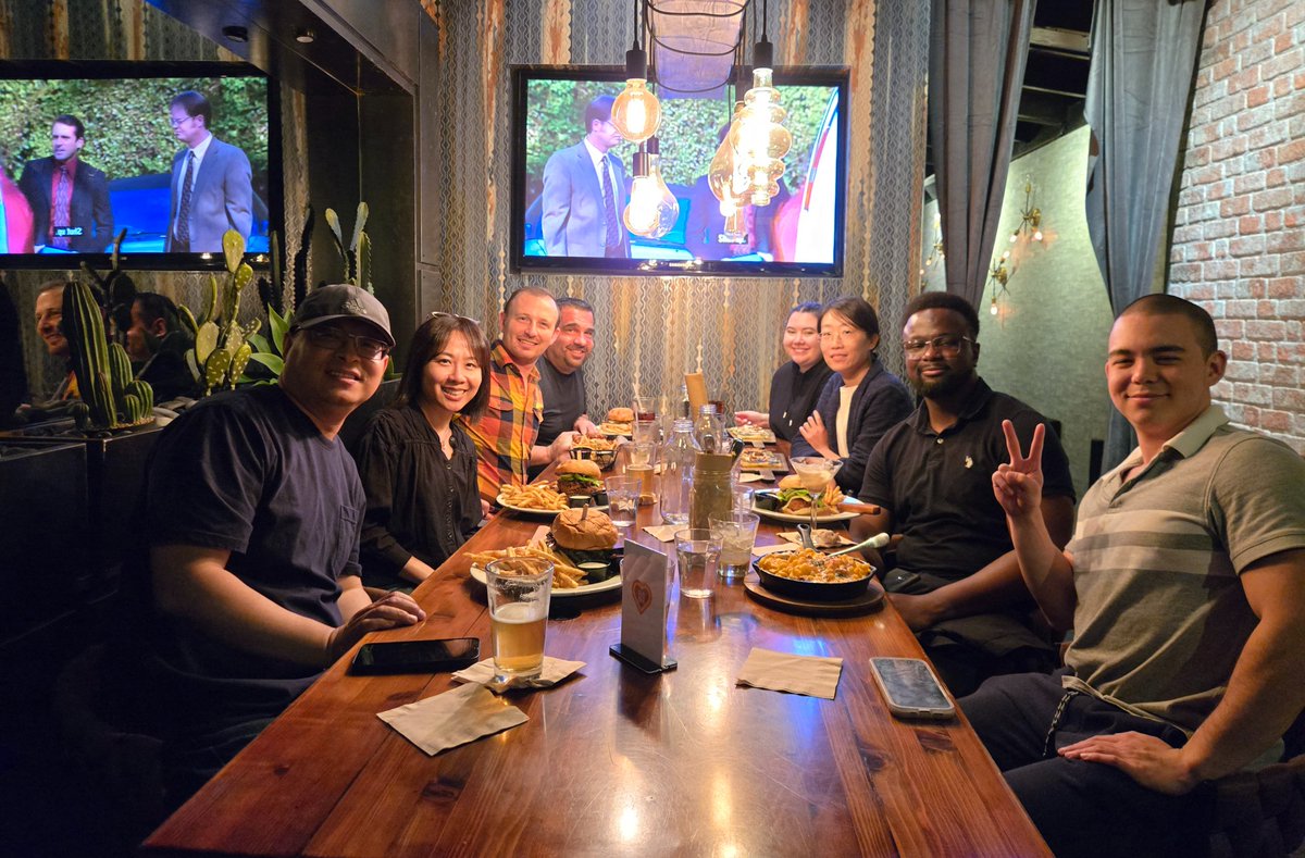 seyeon_chung's tweet image. So much fun at the last dinner of #Dros25 @GeneticsGSA with @WengFlyLab and @JosephCampanale and our trainees. It was such a great meeting!