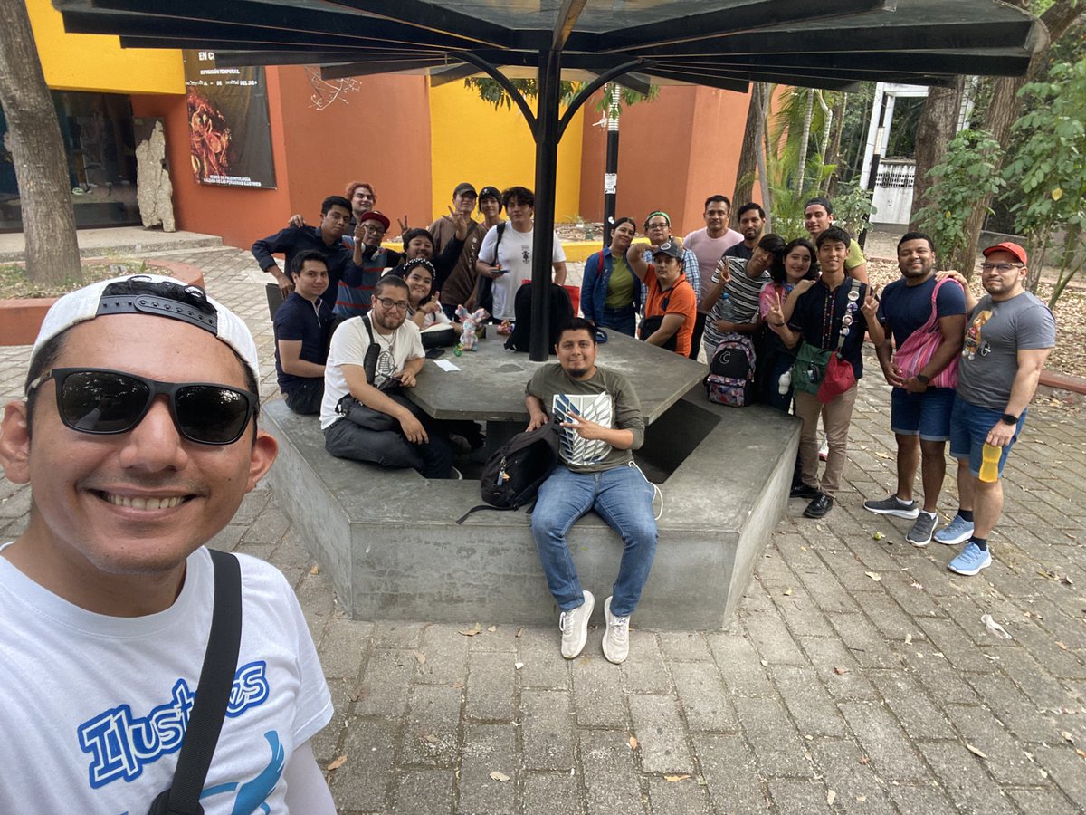 XlexZP's tweet photo. ¡Hey trainers!, espero hayan tenido un excelente #PokemonGOCommunityDay 😃❤️✨

A pesar que fue un Día de la Comúnidad clásico todos respondieron fabulosamente, llegamos muchos a jugar y disfrutar del juego.

¡¡Somos una gran comunidad!!

#pokemongo #PokemonGOAppLa #pokemongoapp https://t.co/N5Ut9gg7EQ