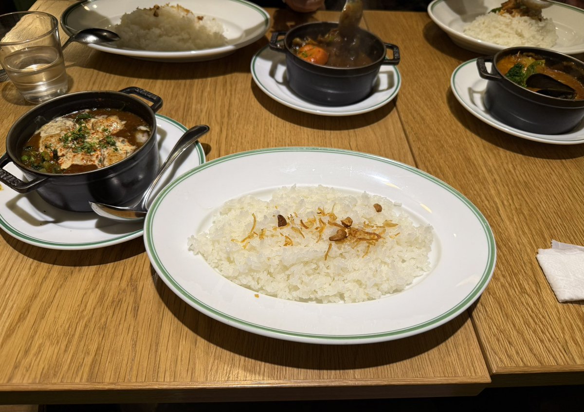 CoderDojo大船にメンター参加した後、駅をはさんで反対側にあるお店（CURRY CLUB キュイエール）に移動して昼食

冬季限定になってた、牡蠣と春菊のカレーを