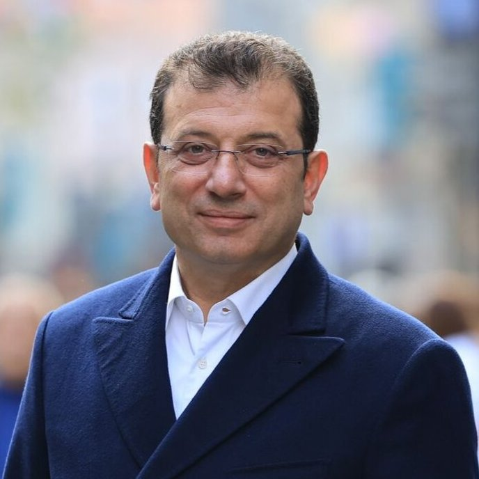 bpthaber's tweet photo. CHP Şanlıurfa Milletvekili Mahmut Tanal:

Ekrem İmamoğlu’nun ifadesinin ardından yalnızca 20 dakika içinde 20 sayfalık gerekçeli karar hazırlanmış!
Dakikada 1 sayfa…
A4 sayfası, 12 punto yazı ile ortalama 4.000 vuruş içerir.
Bu hesapla; 20 sayfa = 80.000 vuruş!

Bu kararın önceden yazılmadığına inanacak bir hukukçu yoktur.