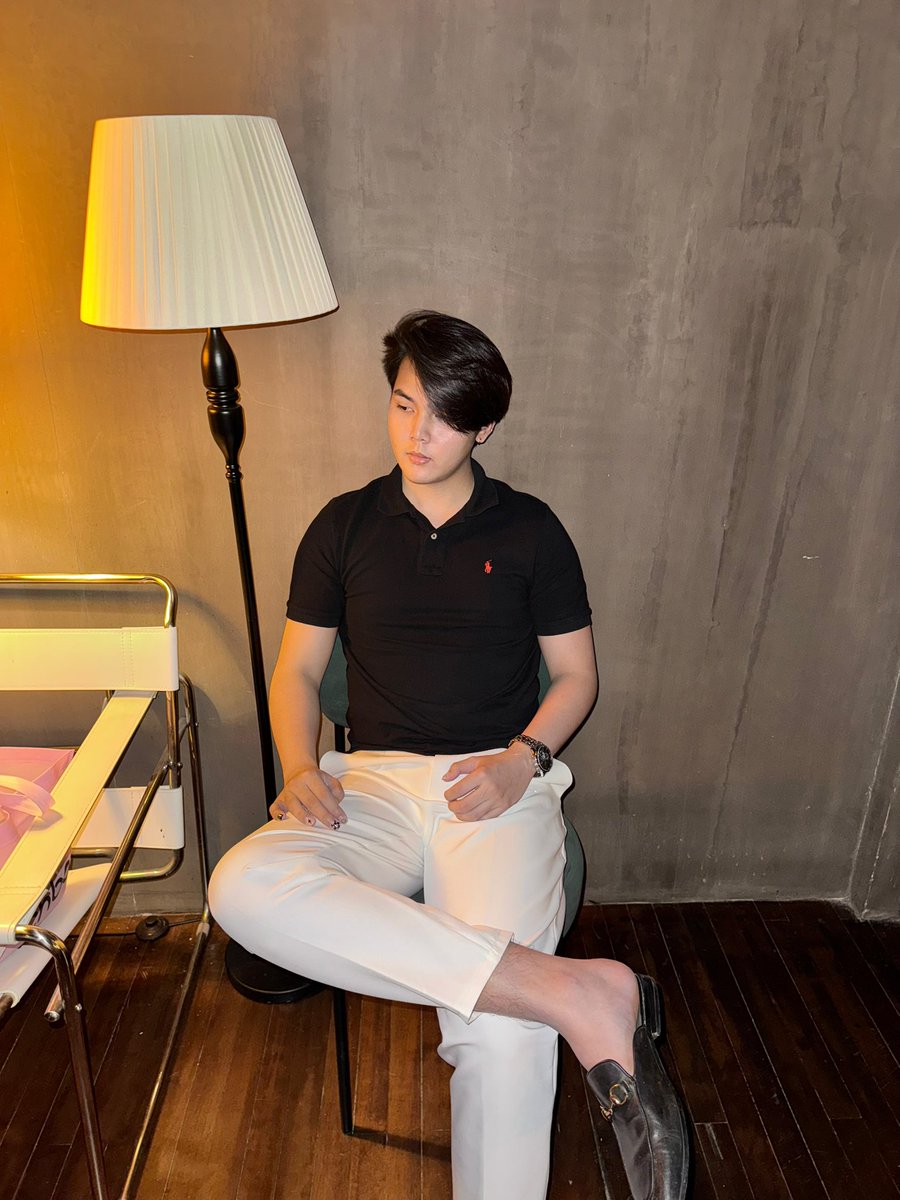 ชีวิตข้างหน้าไม่รู้ว่าจะจะเกิดอะไรขึ้น ทำได้เเค่ใช้ชีวิจอย่างระวัง