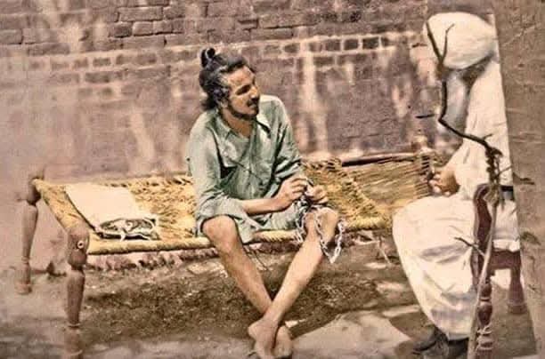 KhushiInsa18800's tweet photo. इंकलाब का मतलब सिर्फ बंदूक उठाना नहीं, बल्कि सामाजिक अन्याय के खिलाफ लड़ाई लड़ना है।”
#BhagatSingh ✍️
#rajguru #Shukdev
#ShaheedDiwas
#ShaheedDiwas2025 https://t.co/svMkXB9dzV