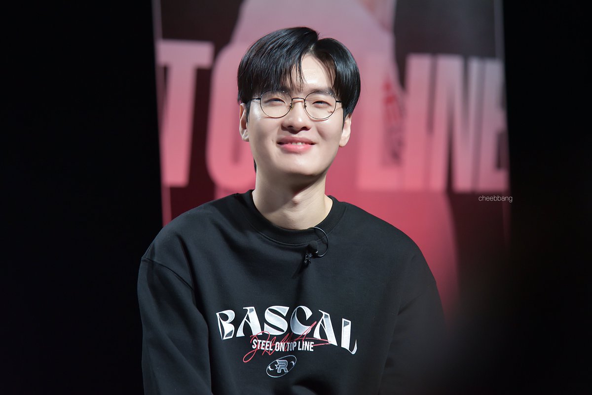 cheebbang's tweet photo. 250316 #Rascal #라스칼
웃는 게 예쁜 남자가 좋아요 https://t.co/0S0CQxiPgx
