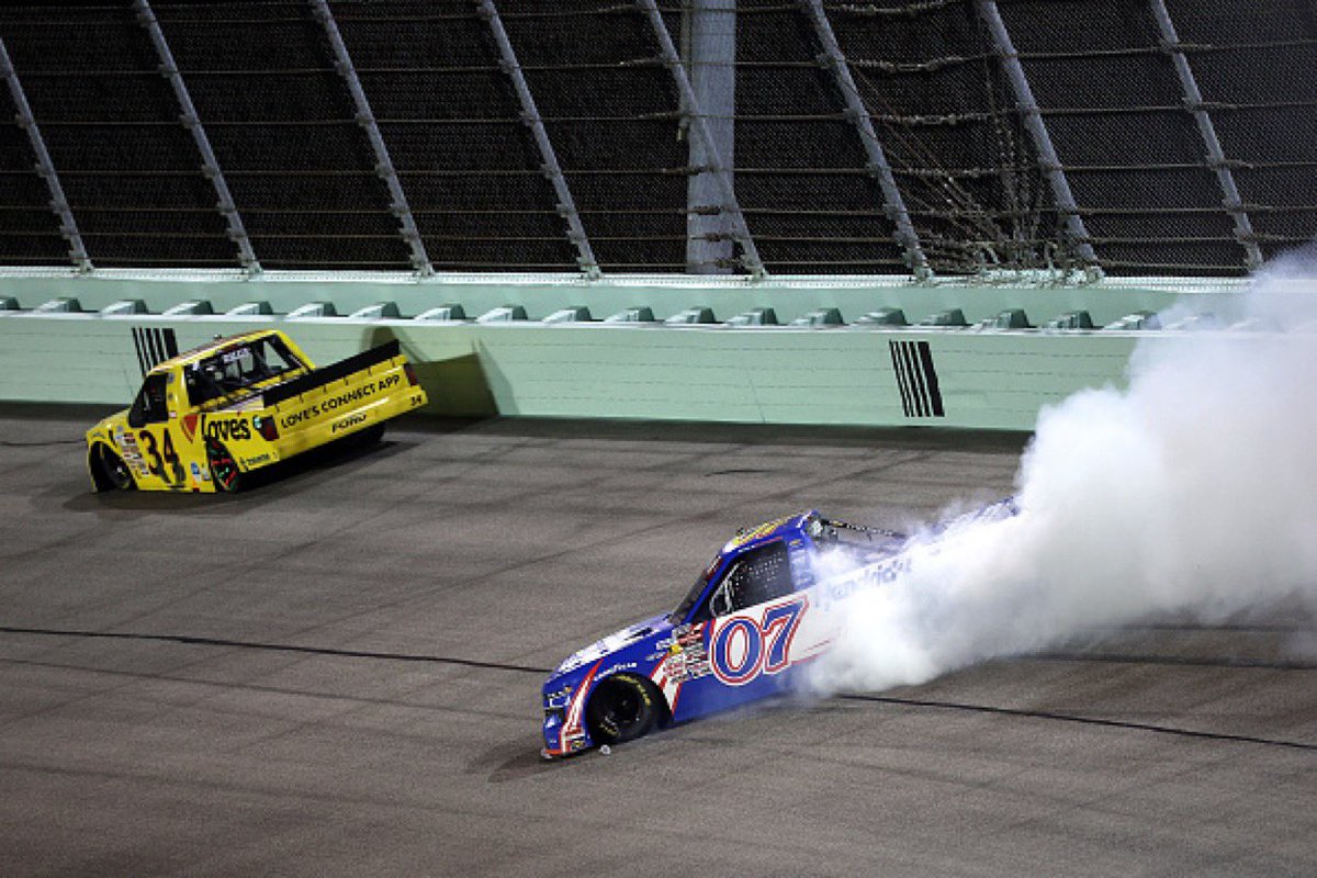 R32_Life's tweet photo. What is the coolest looking series in NASCAR and why is it the trucks? https://t.co/OfolPMEm6M