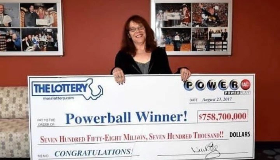 I'm Mrs Mavis Manczyk the mega winner of $758 mega millions jackpot I'm donating to $50,000 if you see my Dm you're one of the 1k lucky winning