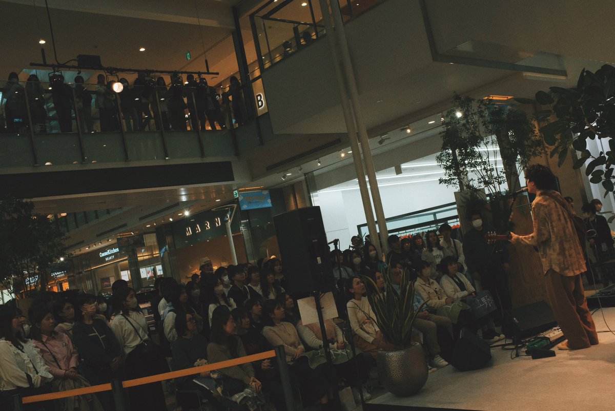 ueno_daiki's tweet photo. #ZIPFM 
「SPRING SESSION from LACHIC
supported by Jeep FRC GROUP」

ありがとうございました！
久々の名古屋、沢山の人が集まってくれて春のような気候に歌もギターどこまでも伸びやかでした。喜びの春が近いです！🌸 https://t.co/aWjhcrSMzs