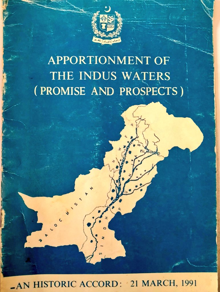 1991 واٹر اکارڈ کہتا ہے کہ ہر صوبے کا پانی میں مساوی حق ہے، مگر حقیقت میں سندھ کے حصے کا پانی چوری ہورہا ہے.
چولستان کینال اسی زیادتی کا تسلسل ہے! کیا سندھ کے پُرامن احتجاج کو نظر انداز کرکے ریاست چاہتی ہے کہ ردِعمل کی نوعیت بدلے؟

#NoMoreCanalsOnIndus